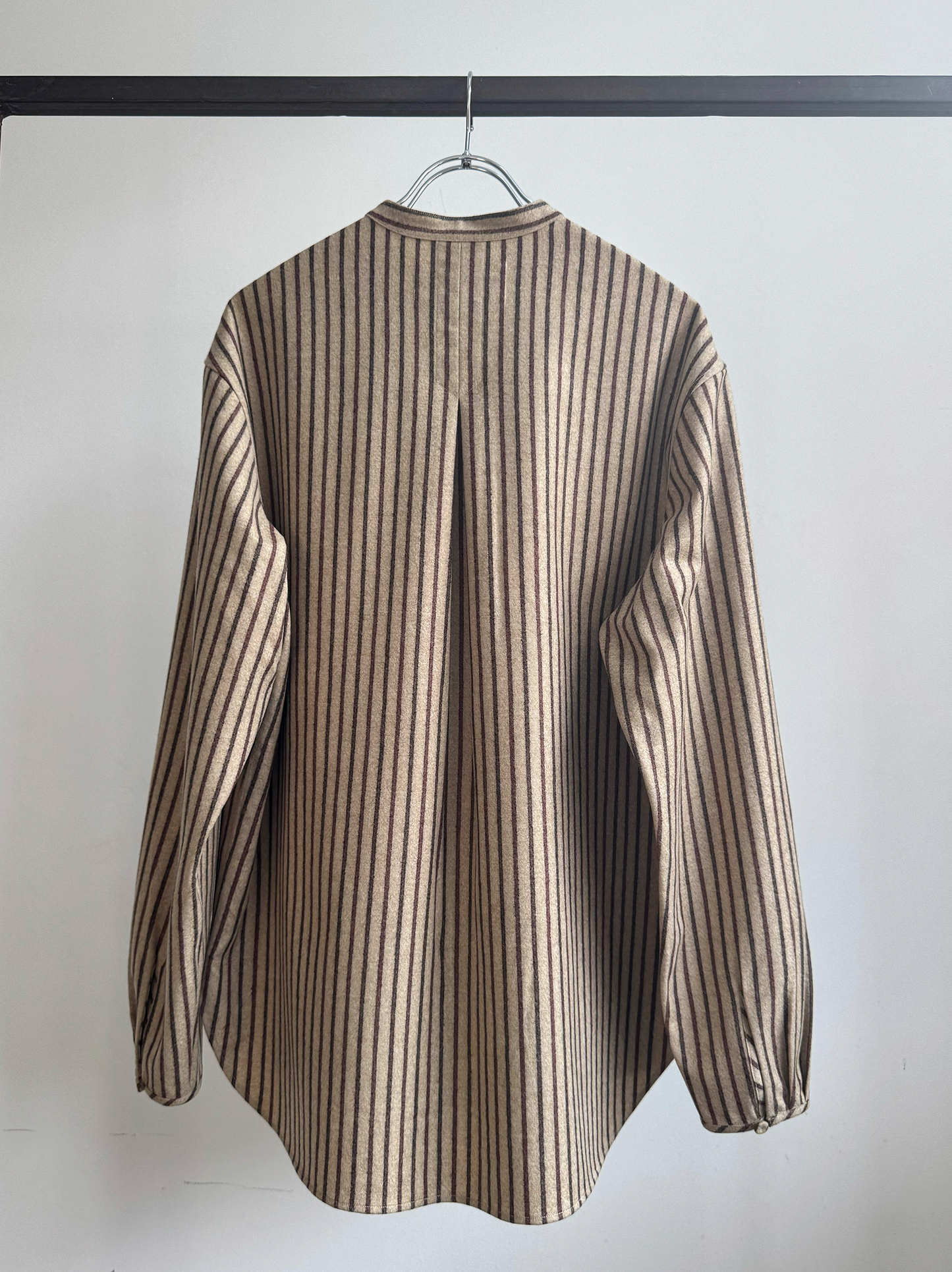 IT.EXC.25.56 BAND COLLAR SHIRT