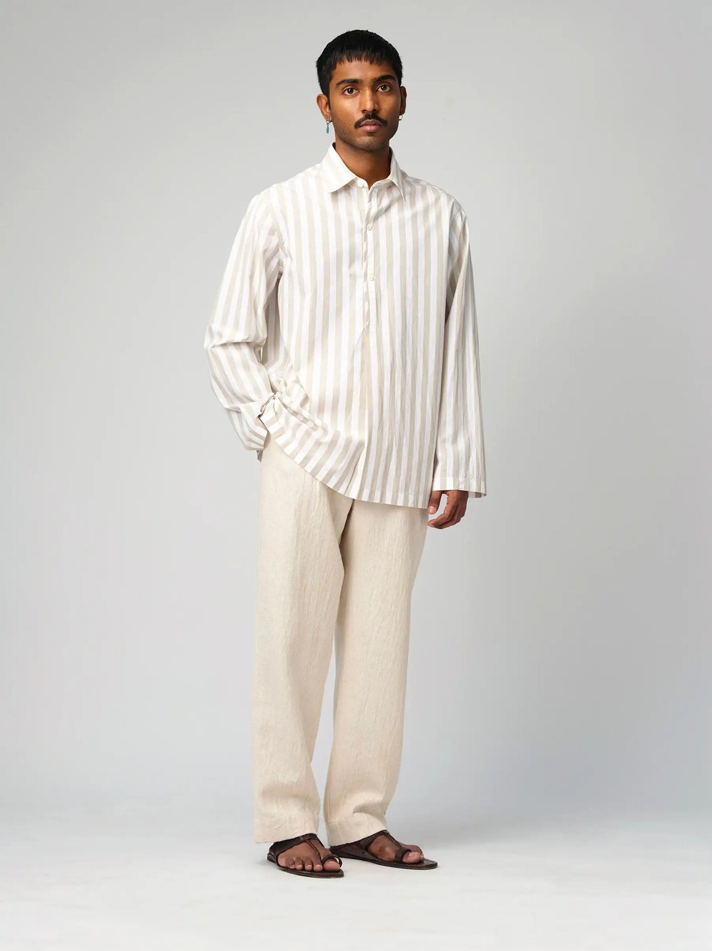 IT.025.16.149 EASY PANTS