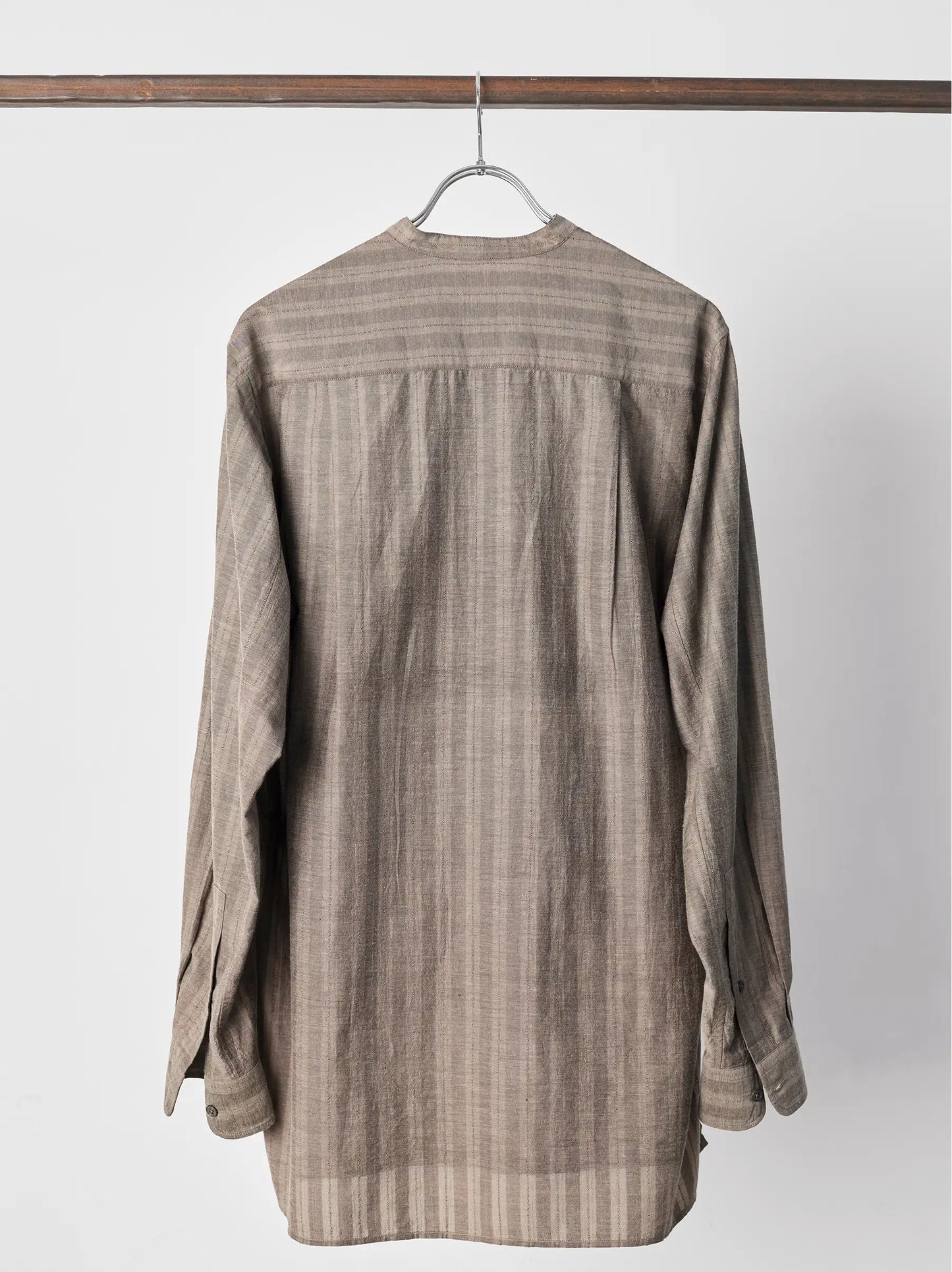 IT.EXC.25.45 FRONT PLACKET SHIRT