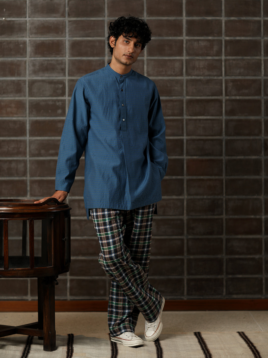 AS.025.51 LONG SHIRT