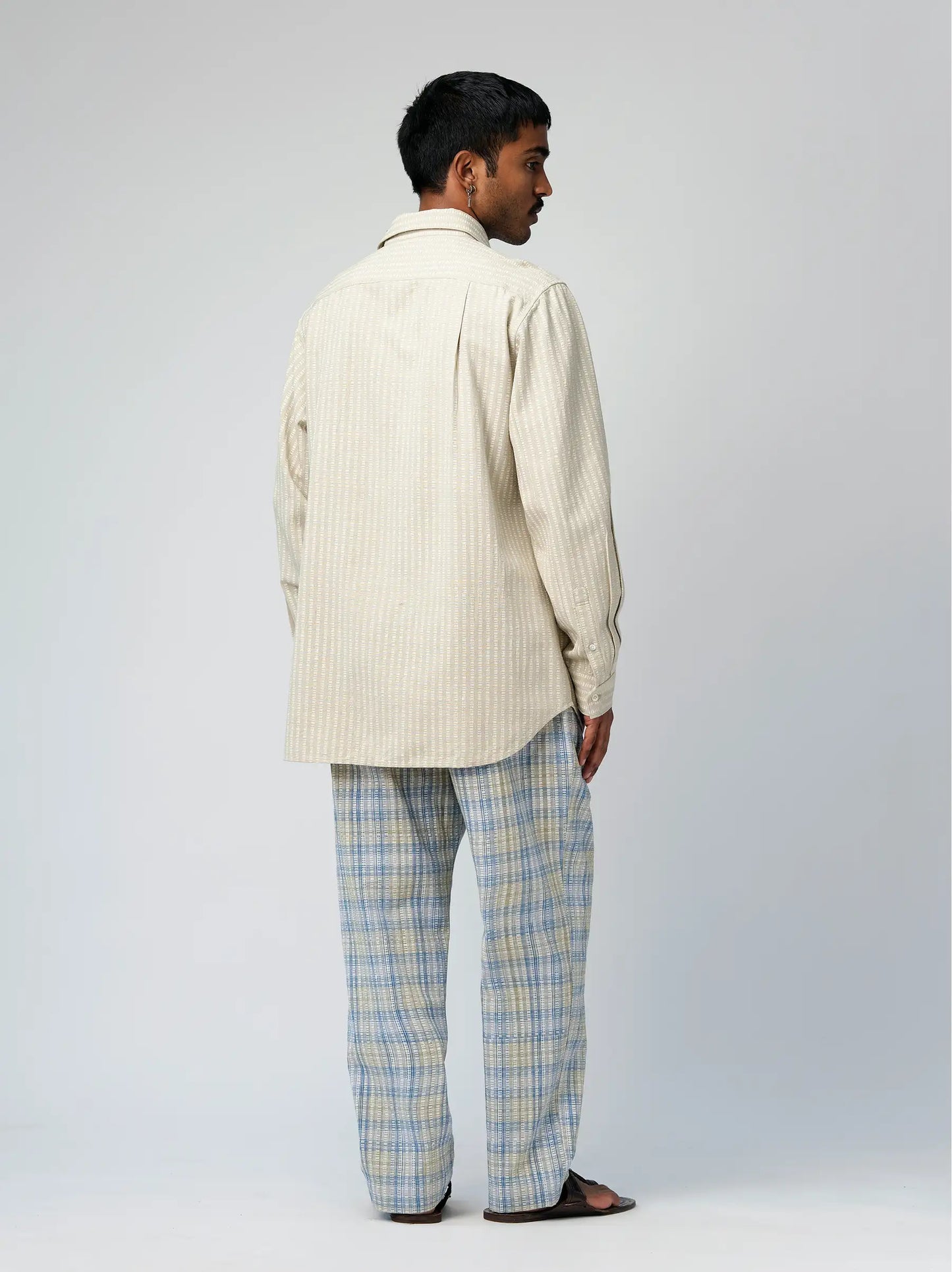 IT.025.16.147 PRINTED CLASSIC SHIRT