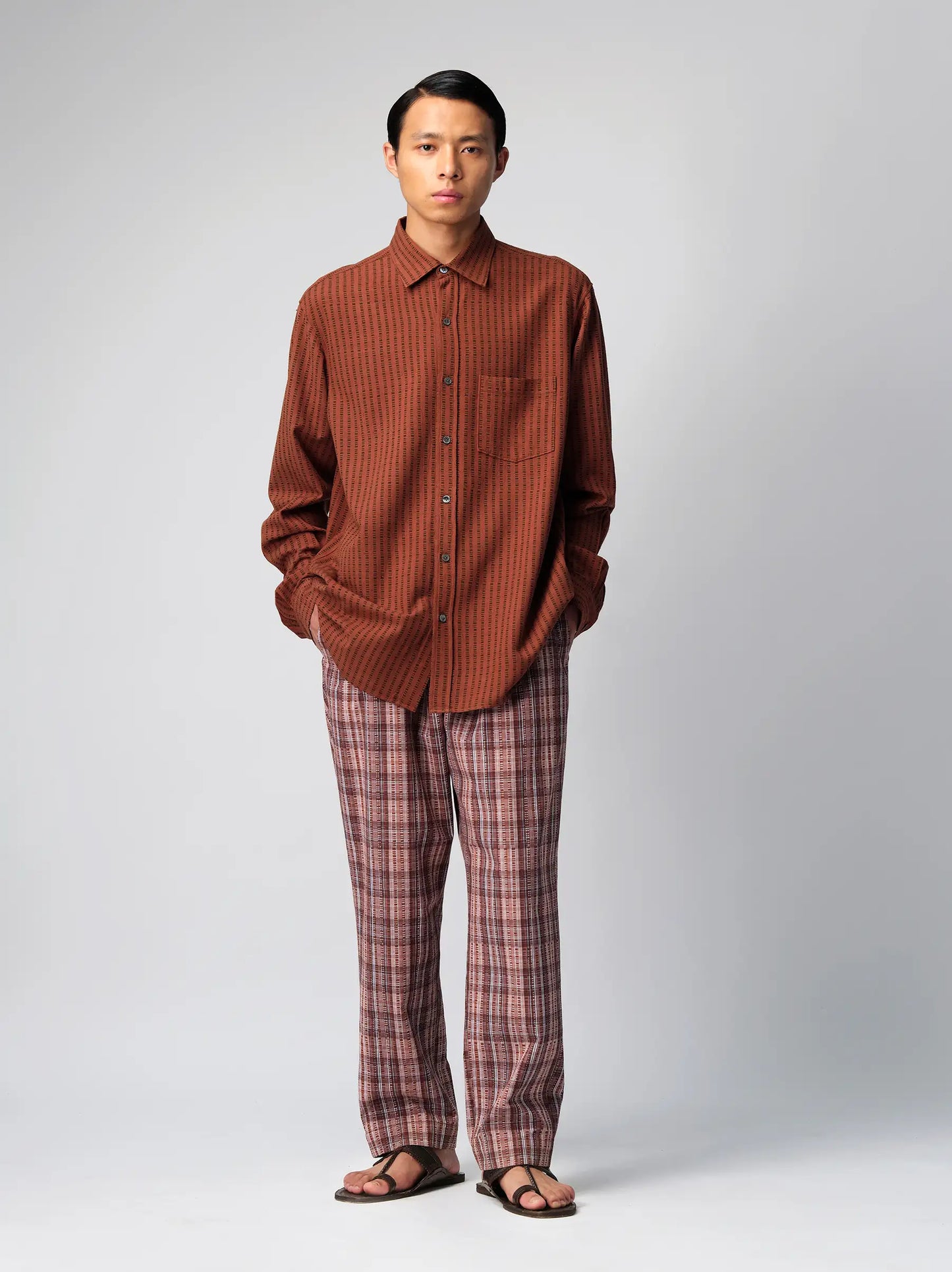 IT.025.16.147 PRINTED CLASSIC SHIRT