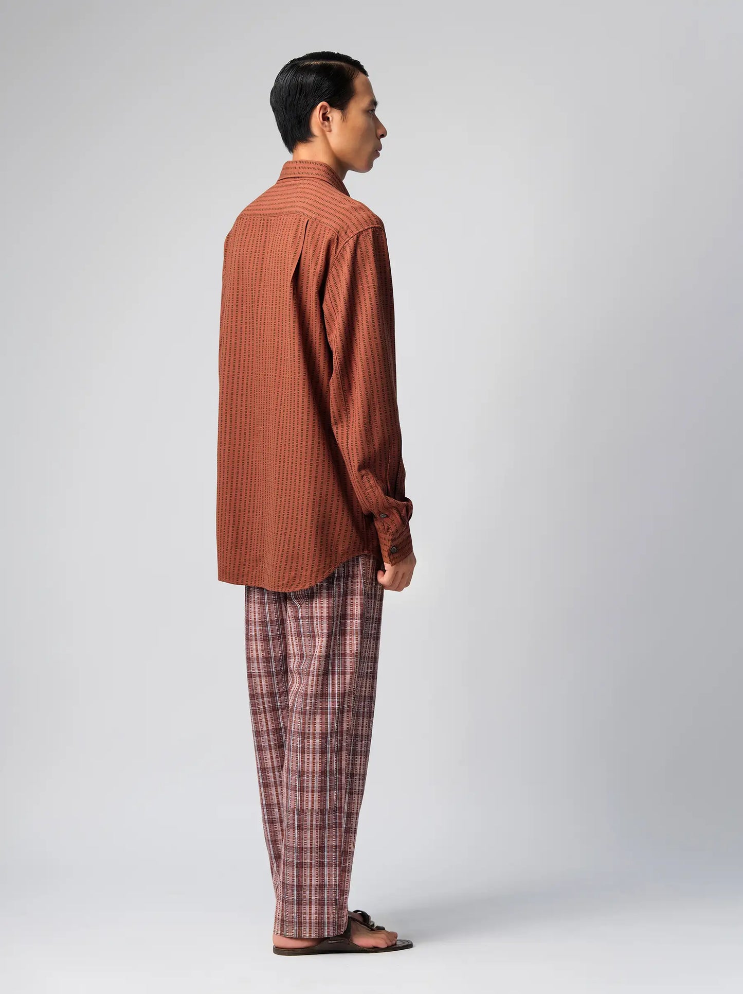 IT.025.16.147 PRINTED CLASSIC SHIRT