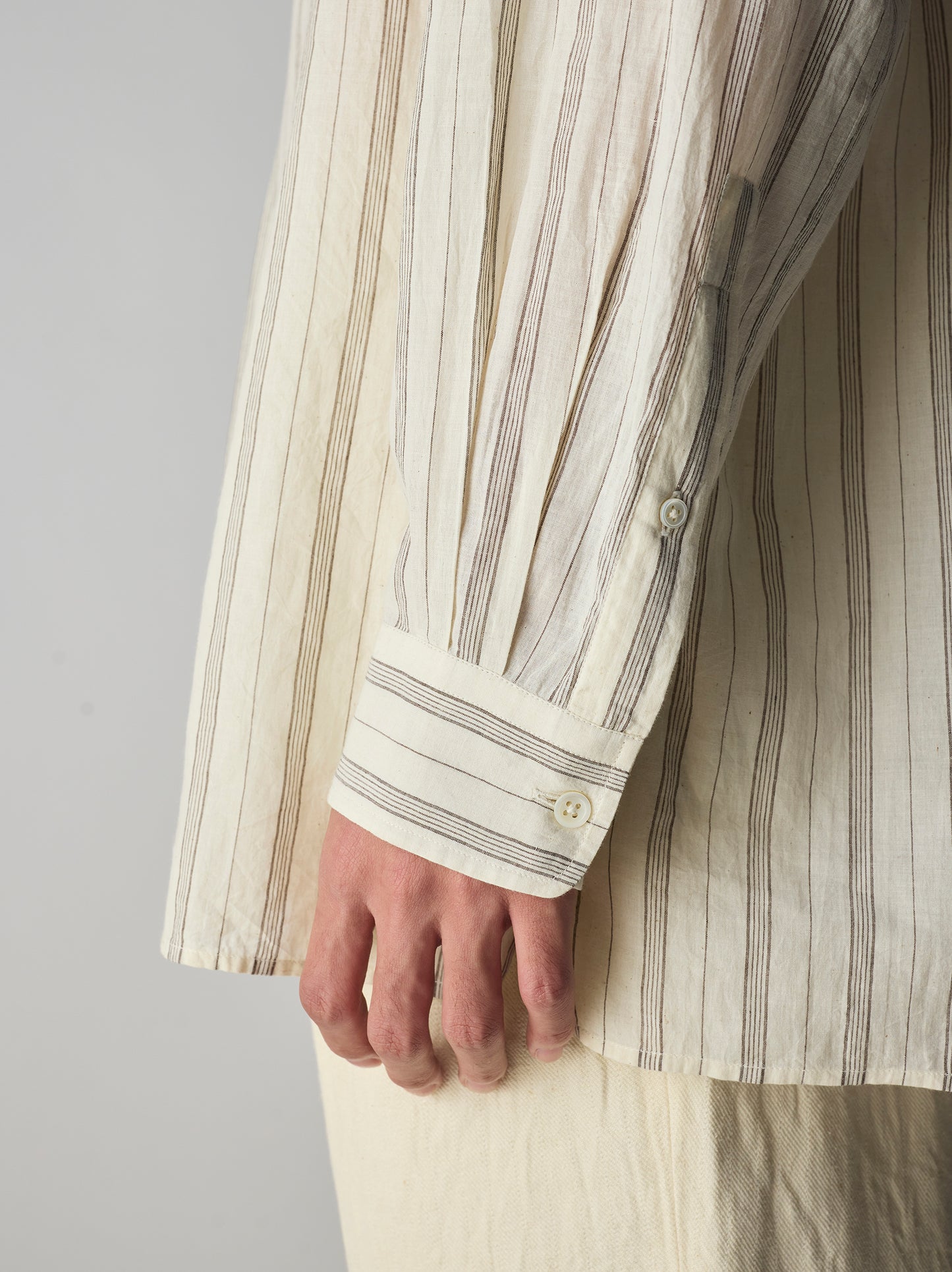 IT.026.17.206 LONG SHIRT
