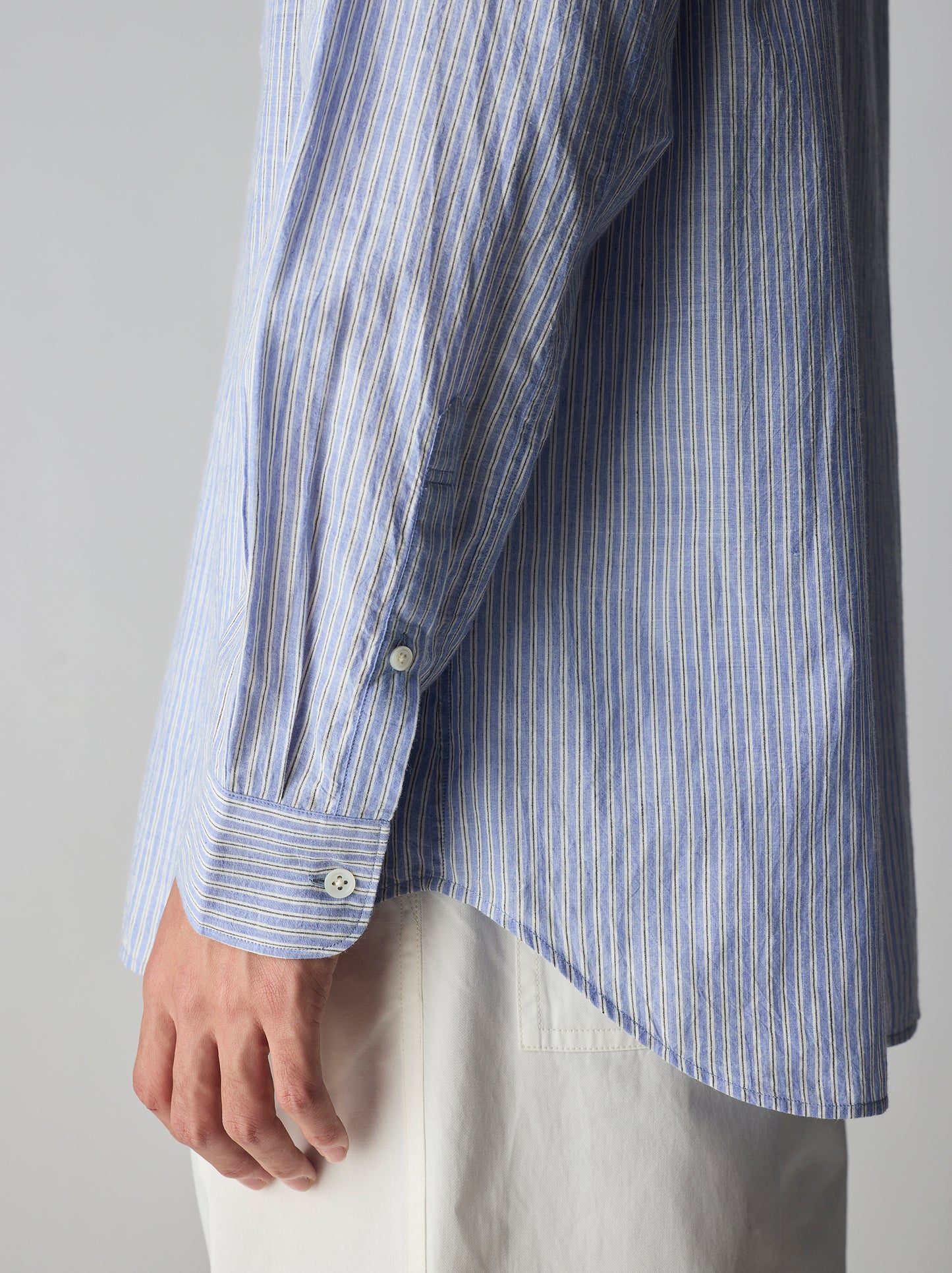 IT.026.17.193 CLASSIC SHIRT