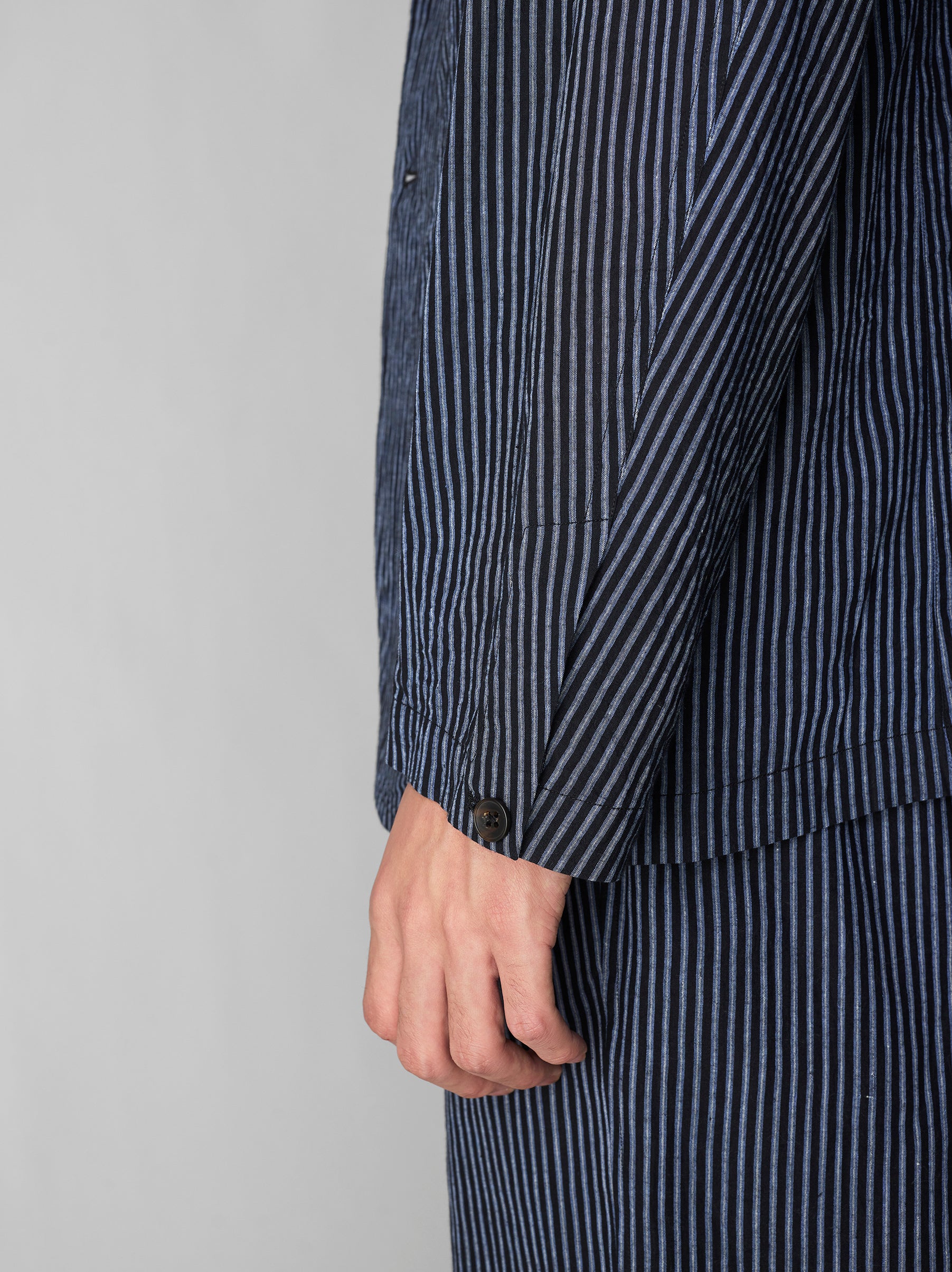 IT.026.17.190 EASY JACKET