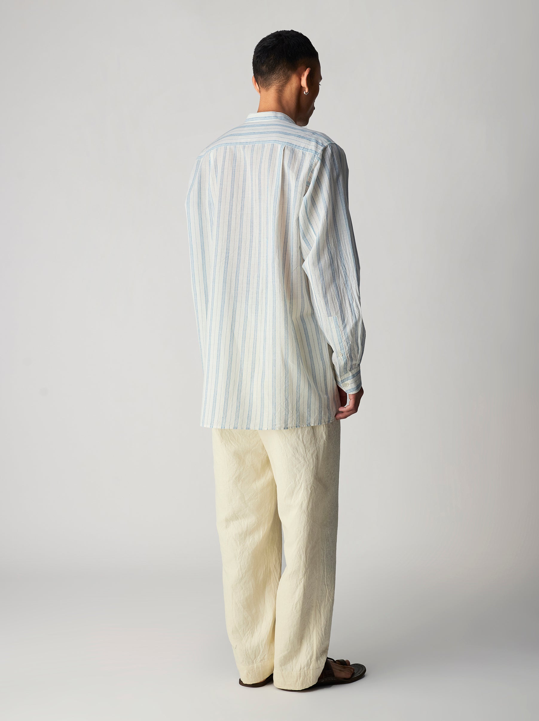 IT.026.17.206 LONG SHIRT