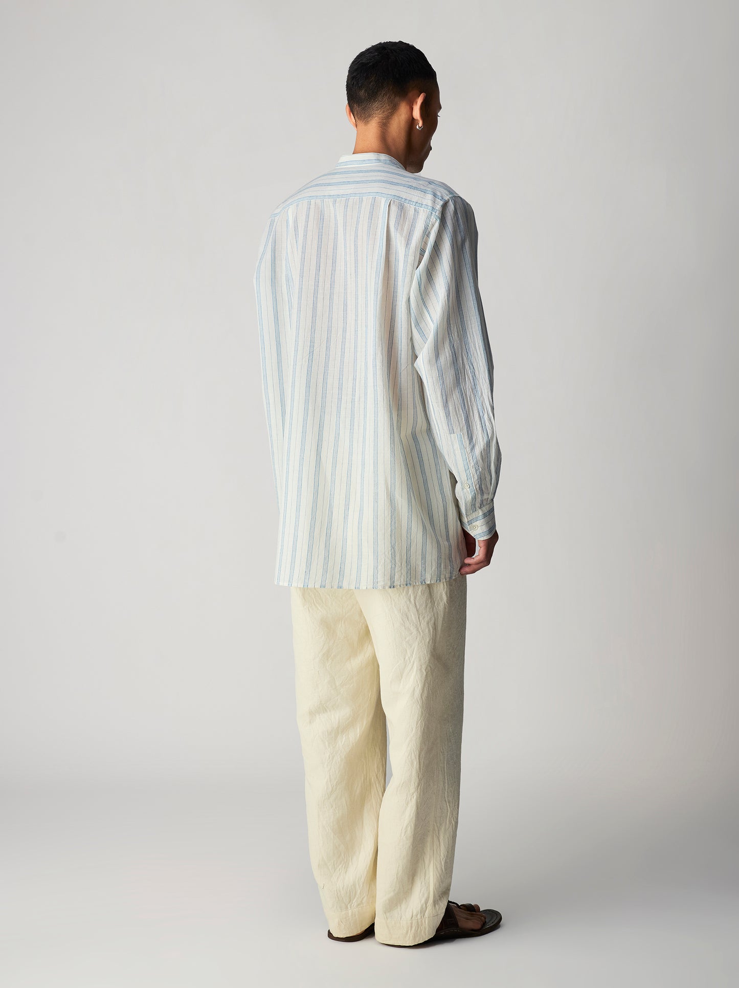 IT.026.17.206 LONG SHIRT