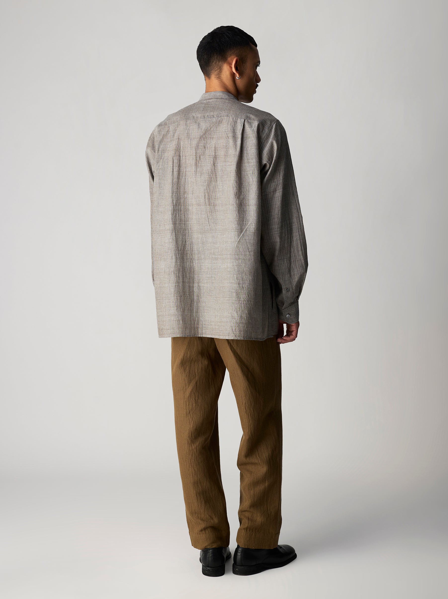 IT.026.17.204 FRONT PLACKET SHIRT