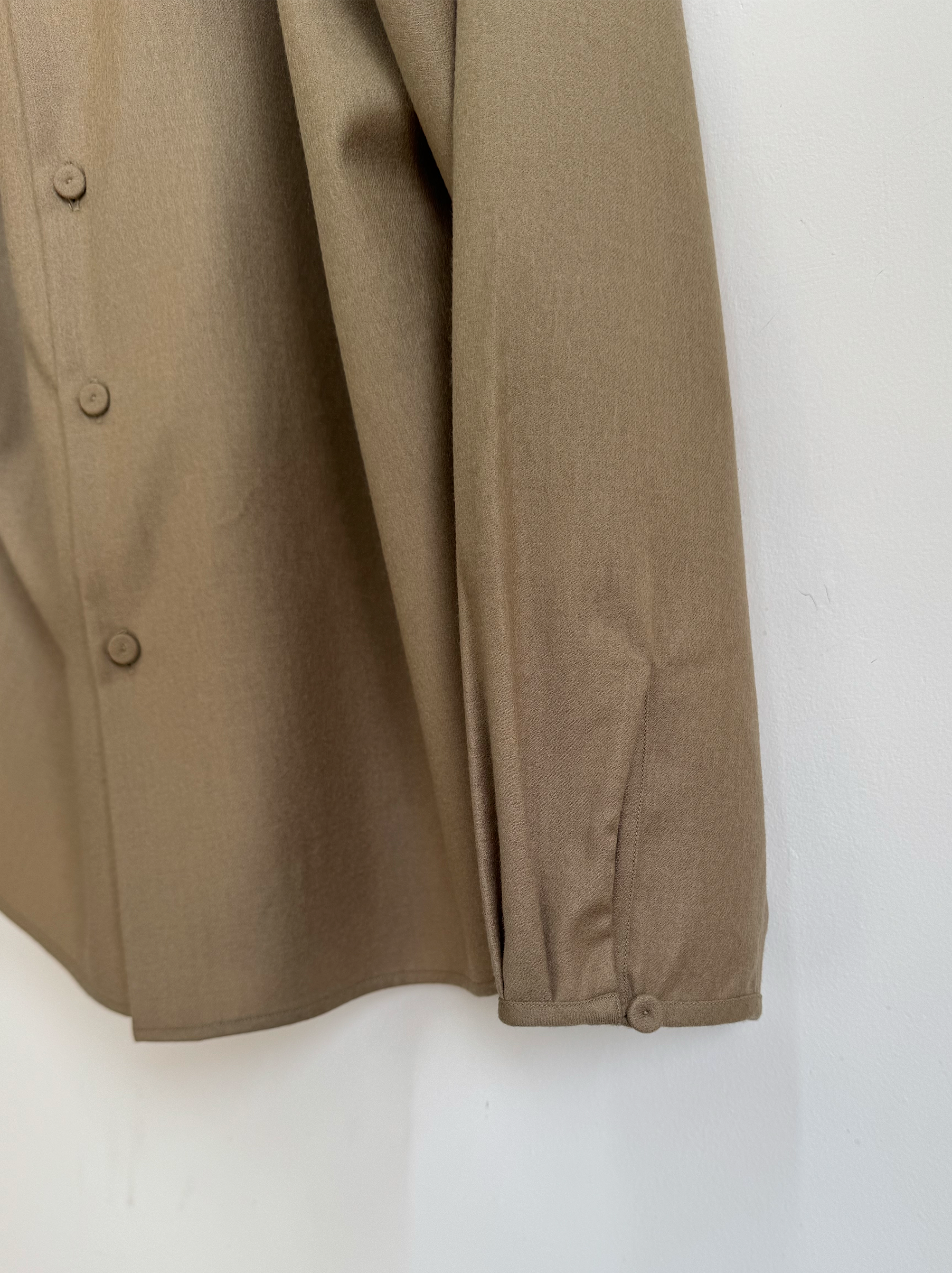 IT.EXC.25.60 BAND COLLAR SHIRT