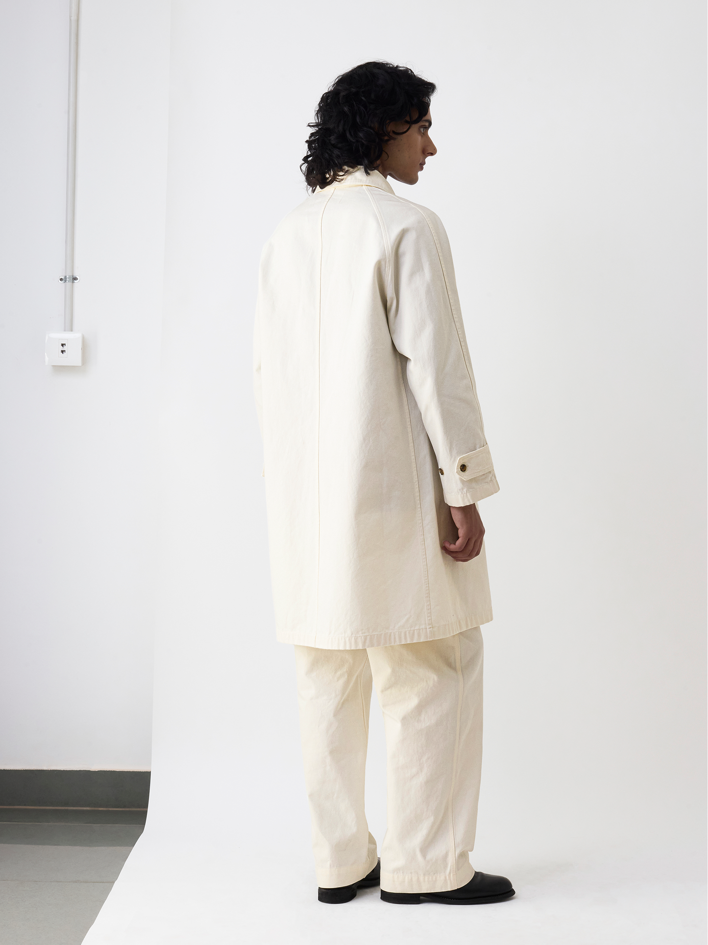 AS.025.04 OVERCOAT