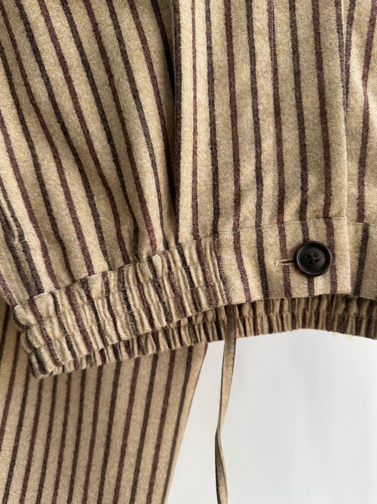 IT.EXC.25.57 PLEATED PANTS