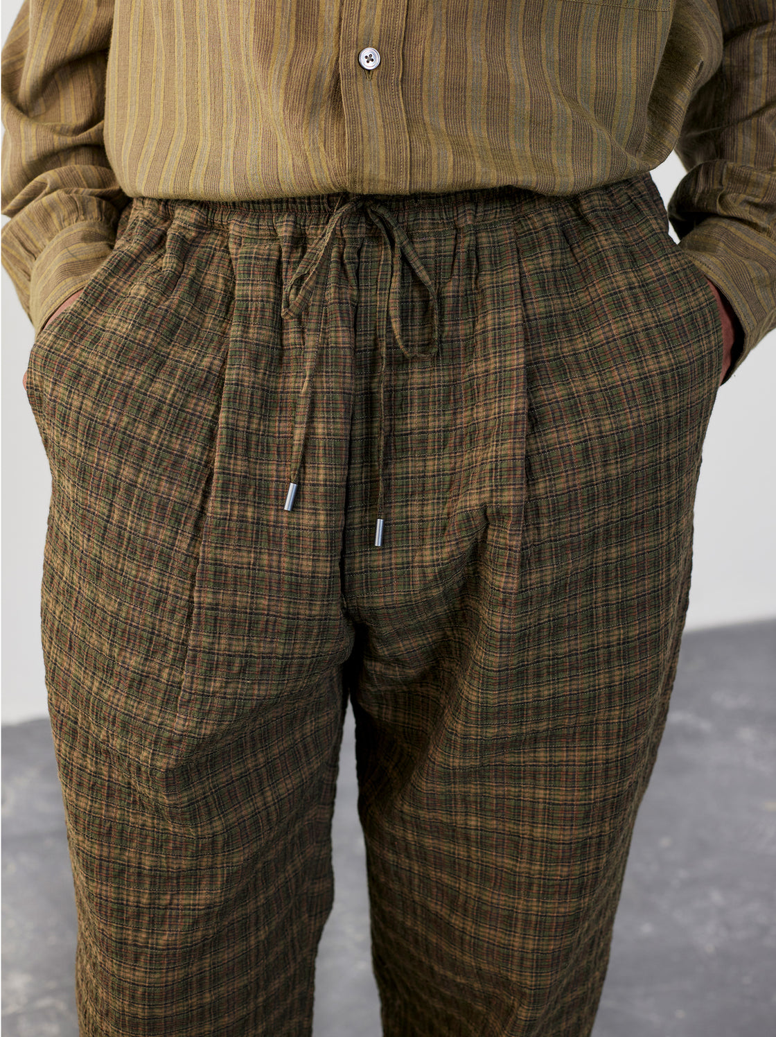 IT.EXC.23.23 OVERDYED TAPERED DRAWSTRING PANTS