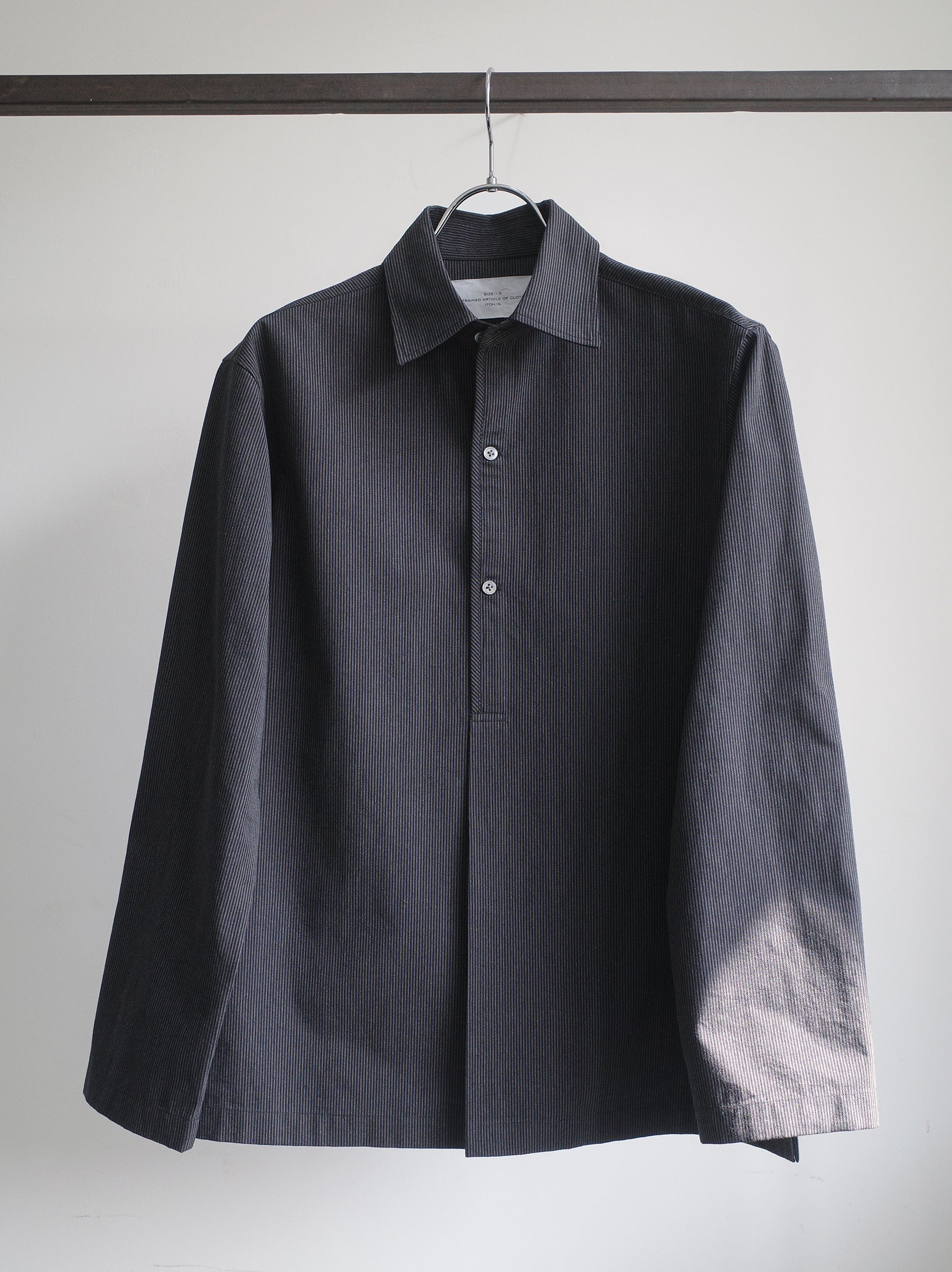 IT.EXC.25.52 FRONT PLACKET SHIRT
