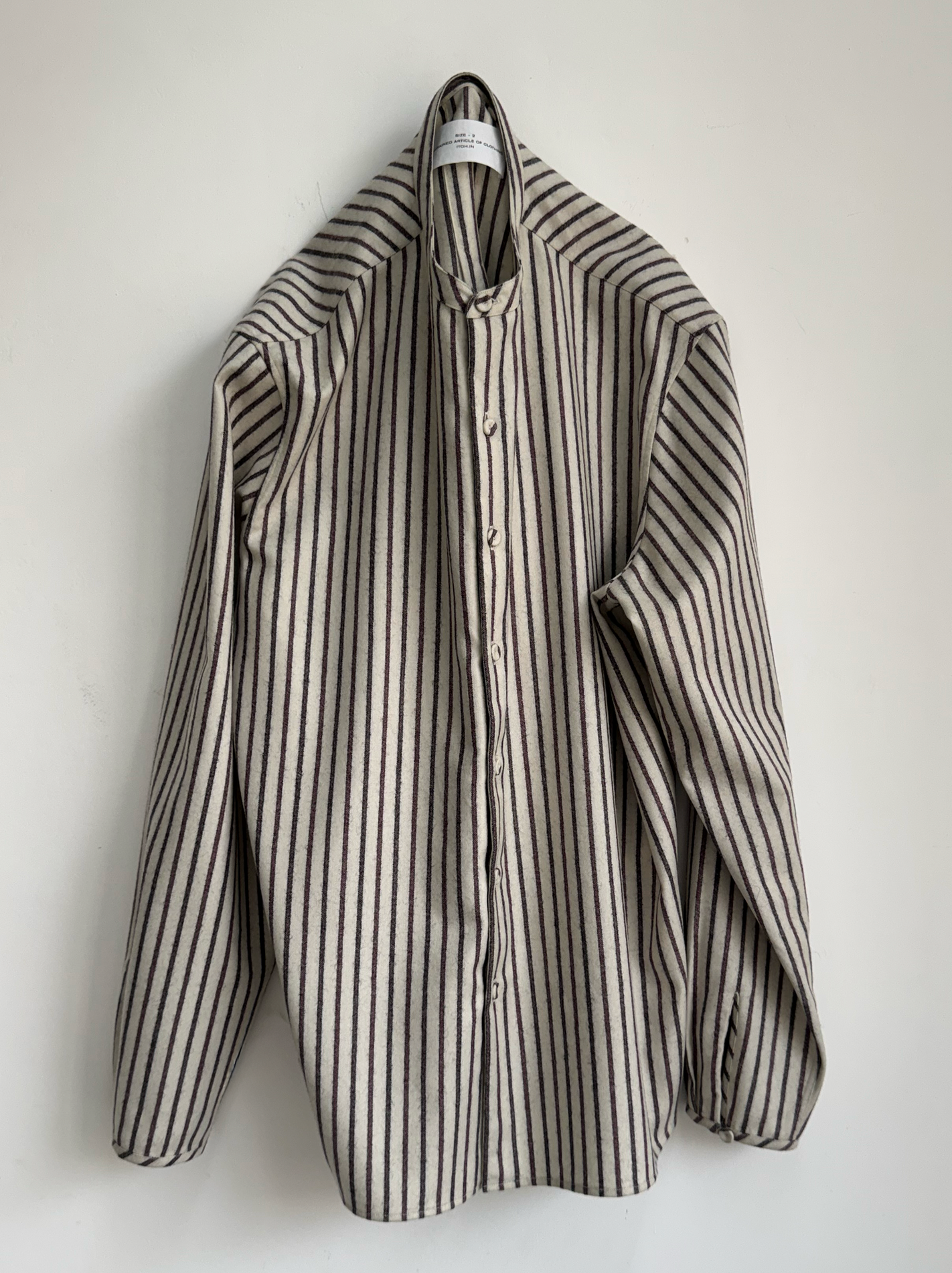 IT.EXC.25.56 BAND COLLAR SHIRT