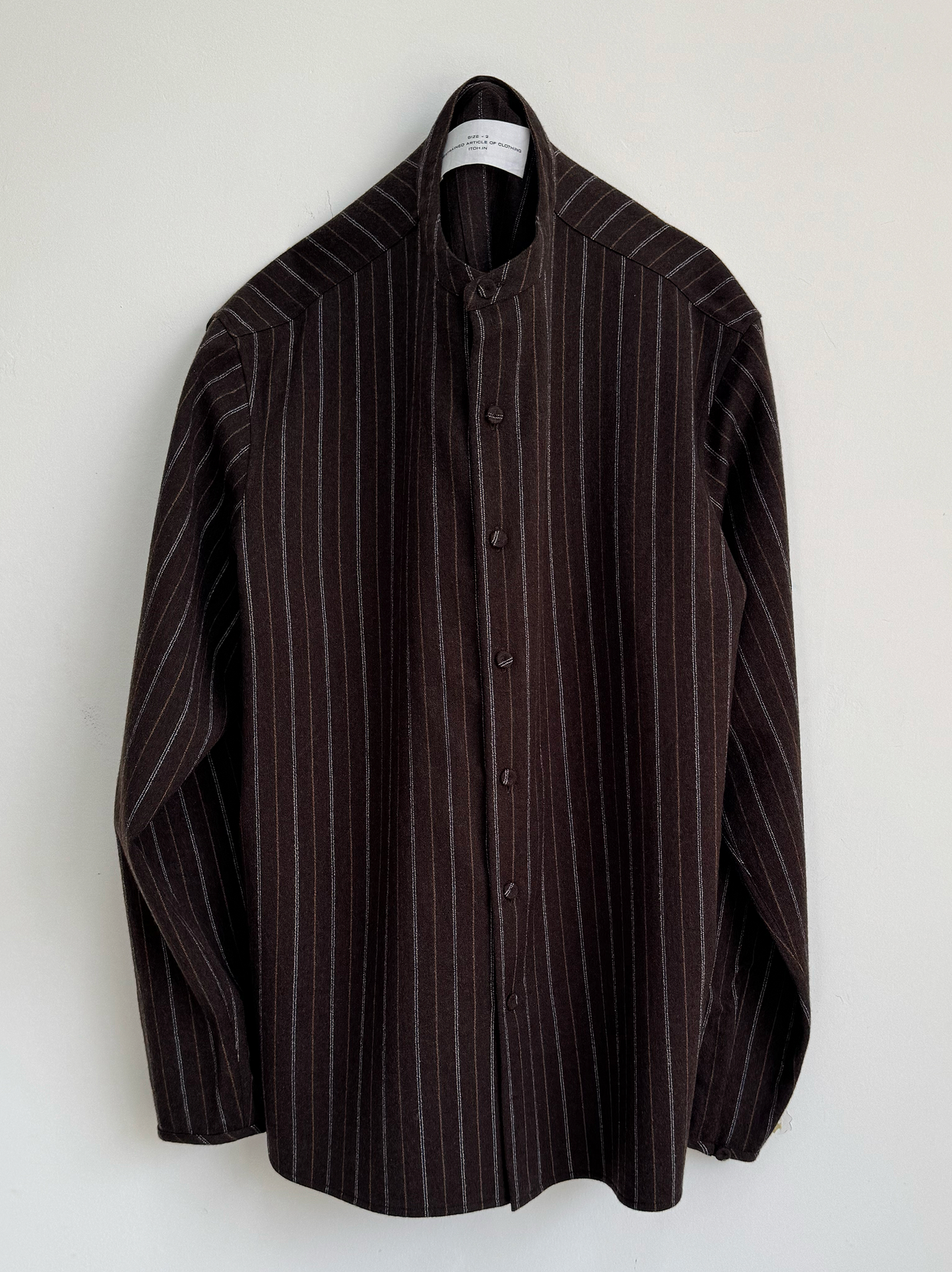 IT.EXC.25.56 BAND COLLAR SHIRT