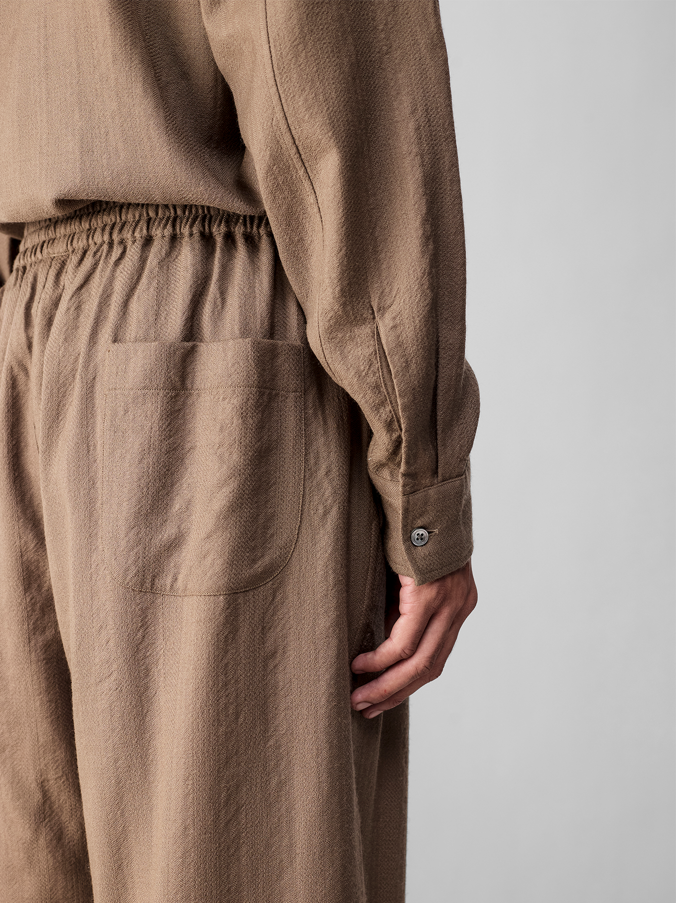 IT.024.15.115 WOOL DRAWSTRING PANTS