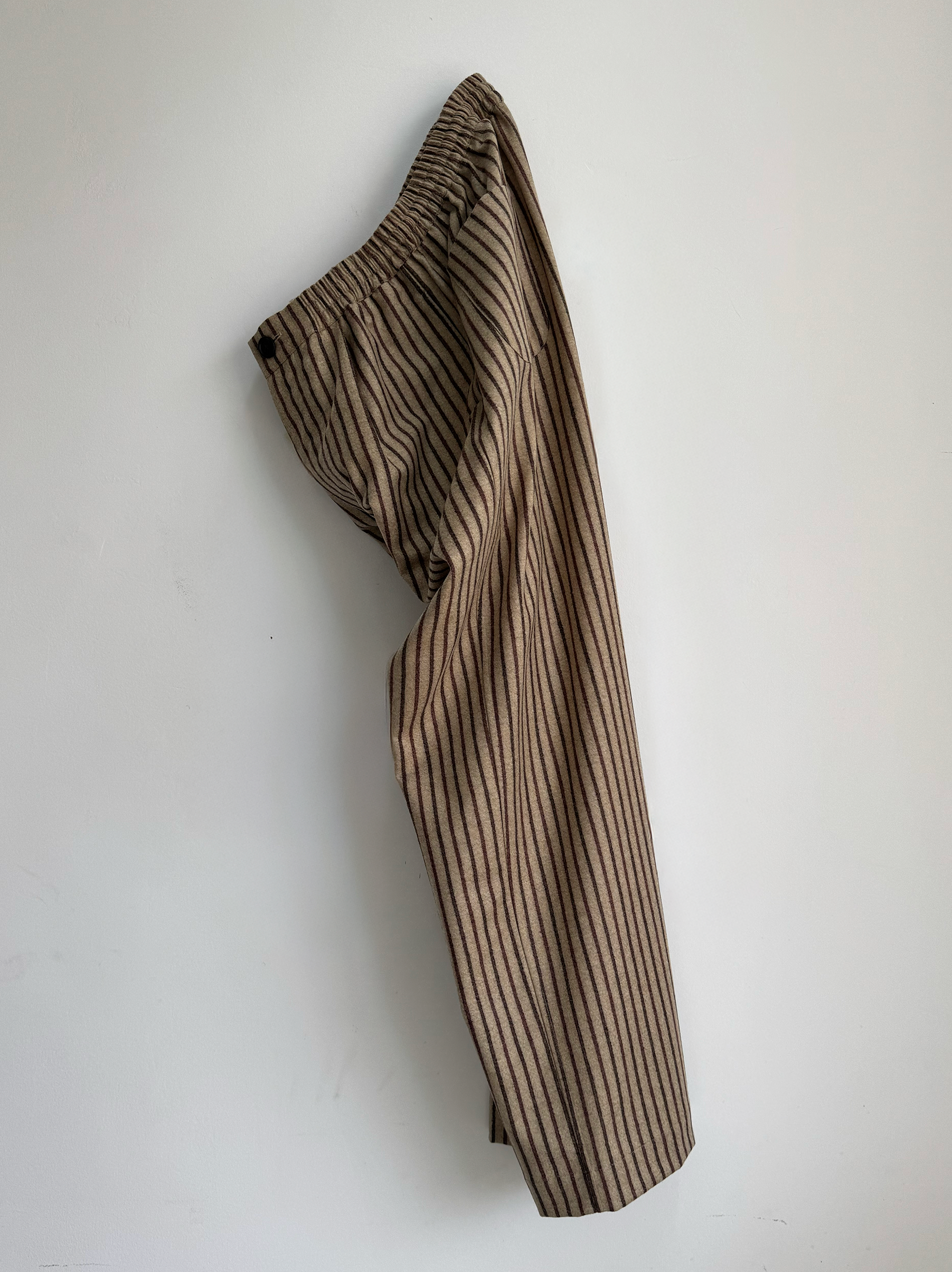 IT.EXC.25.57 PLEATED PANTS