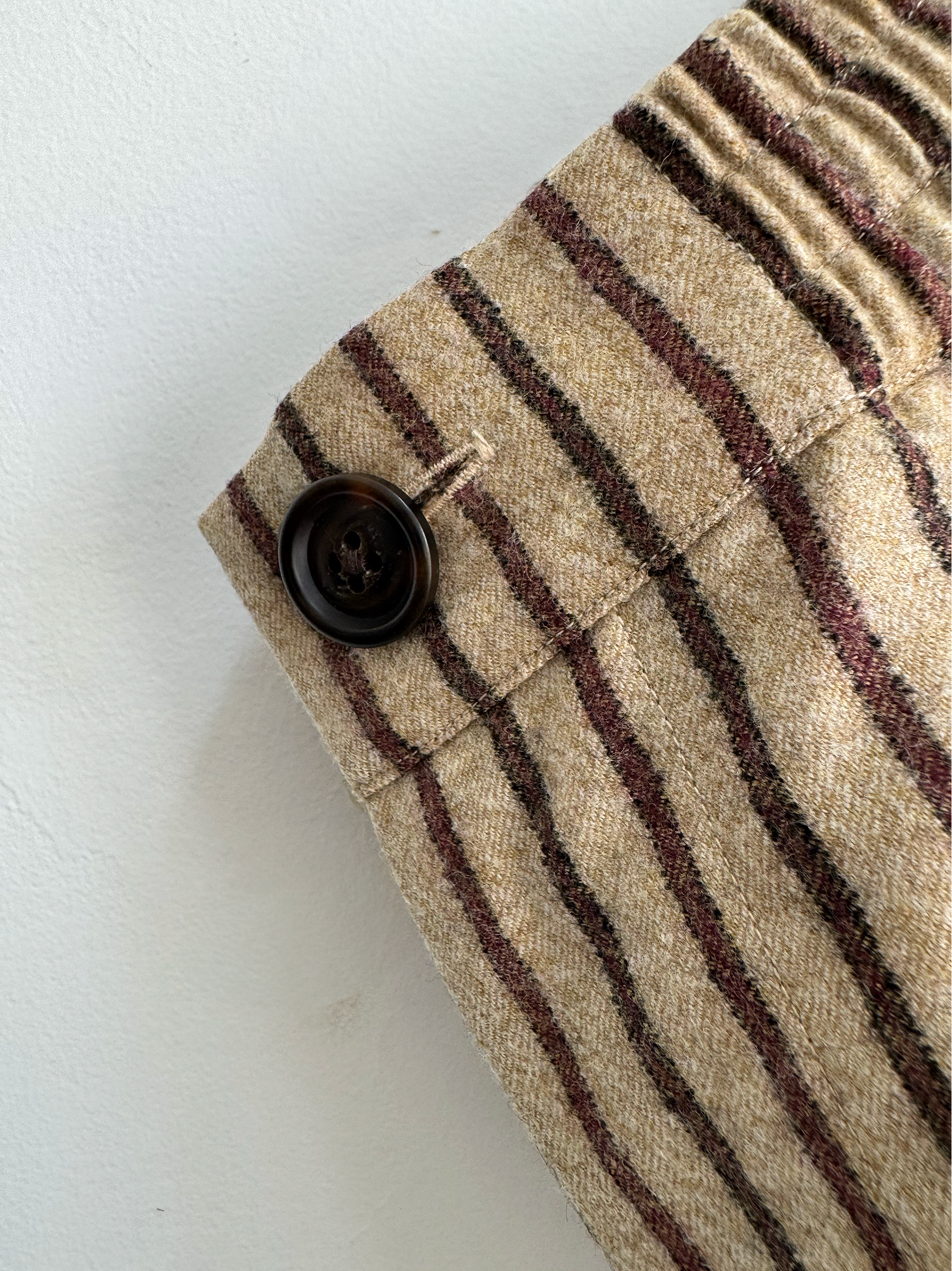 IT.EXC.25.57 PLEATED PANTS