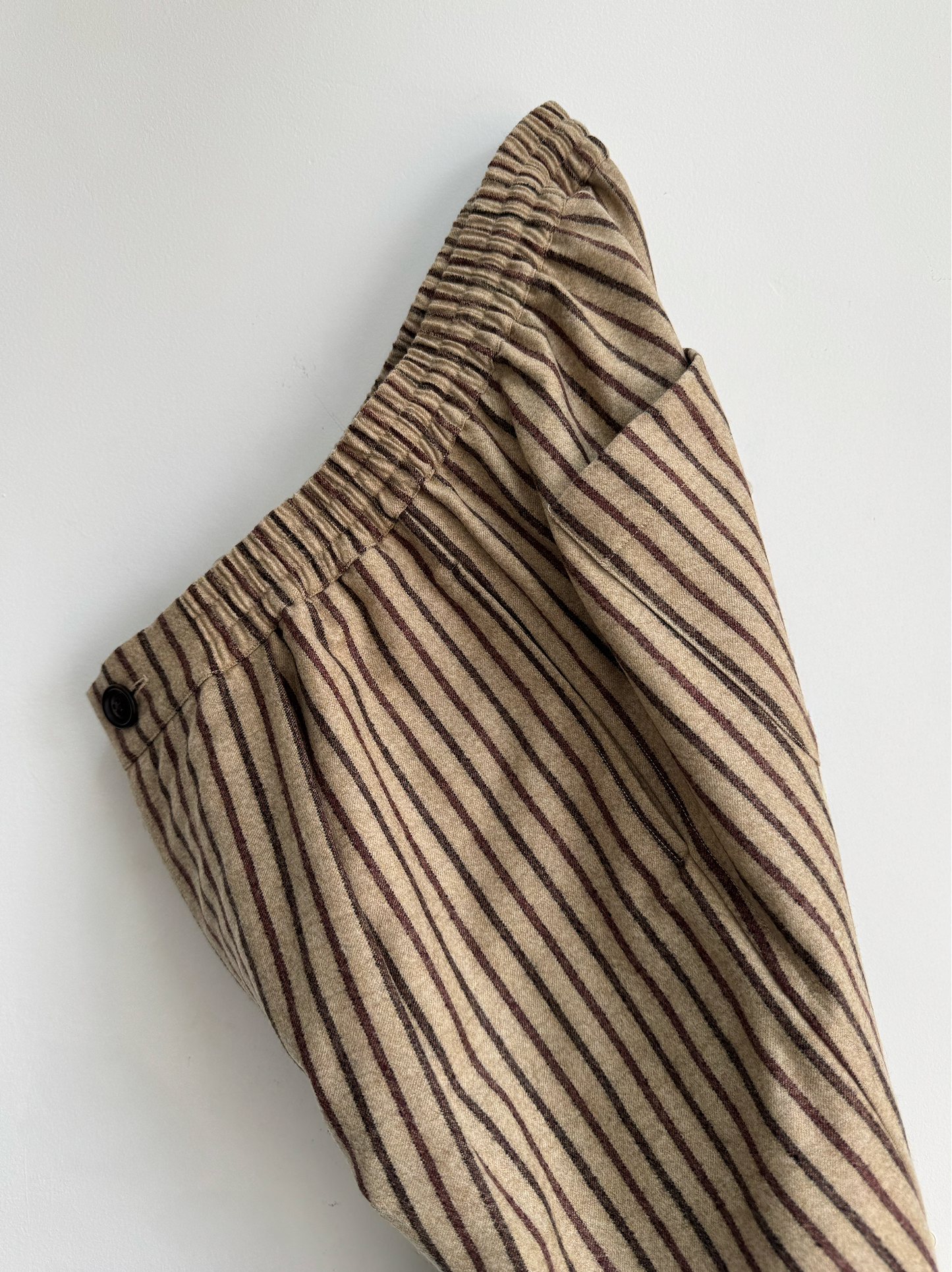 IT.EXC.25.57 PLEATED PANTS